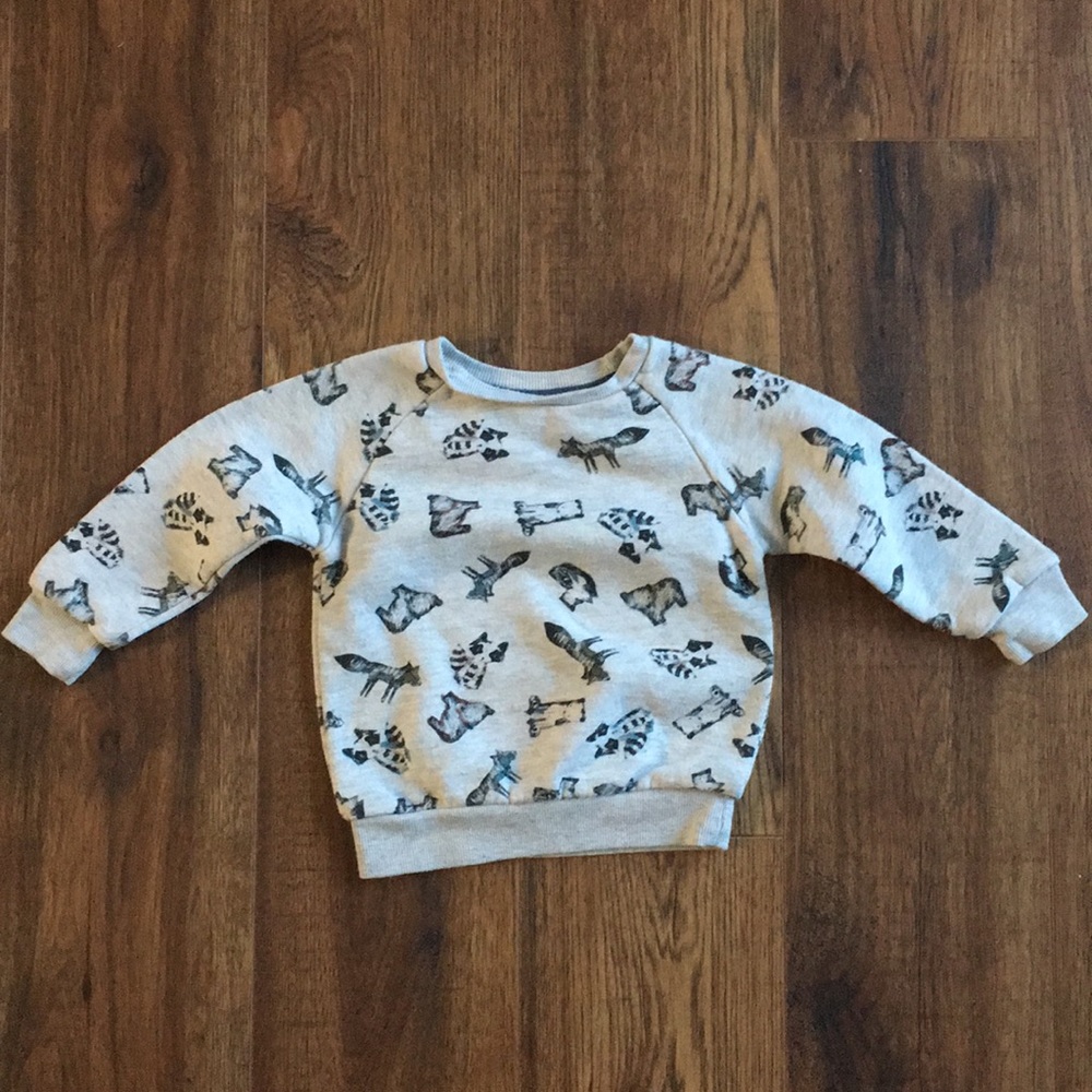 H&M crewneck sweatshirt